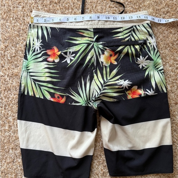 Van’s boardshorts size 30/20 men’s - Picture 4 of 6